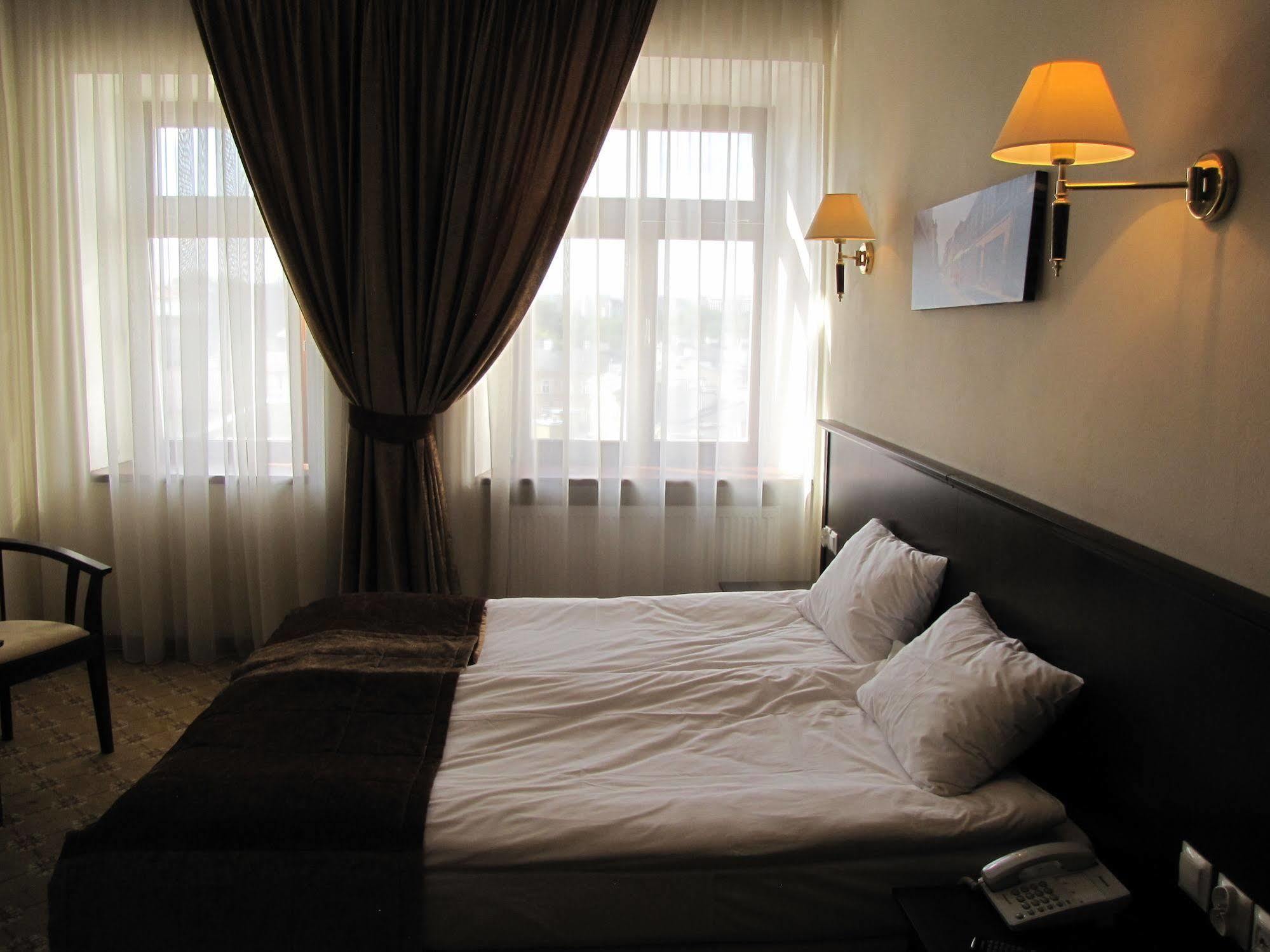 Rezydencja Cleopatra Bed and Breakfast Lublin Exterior foto